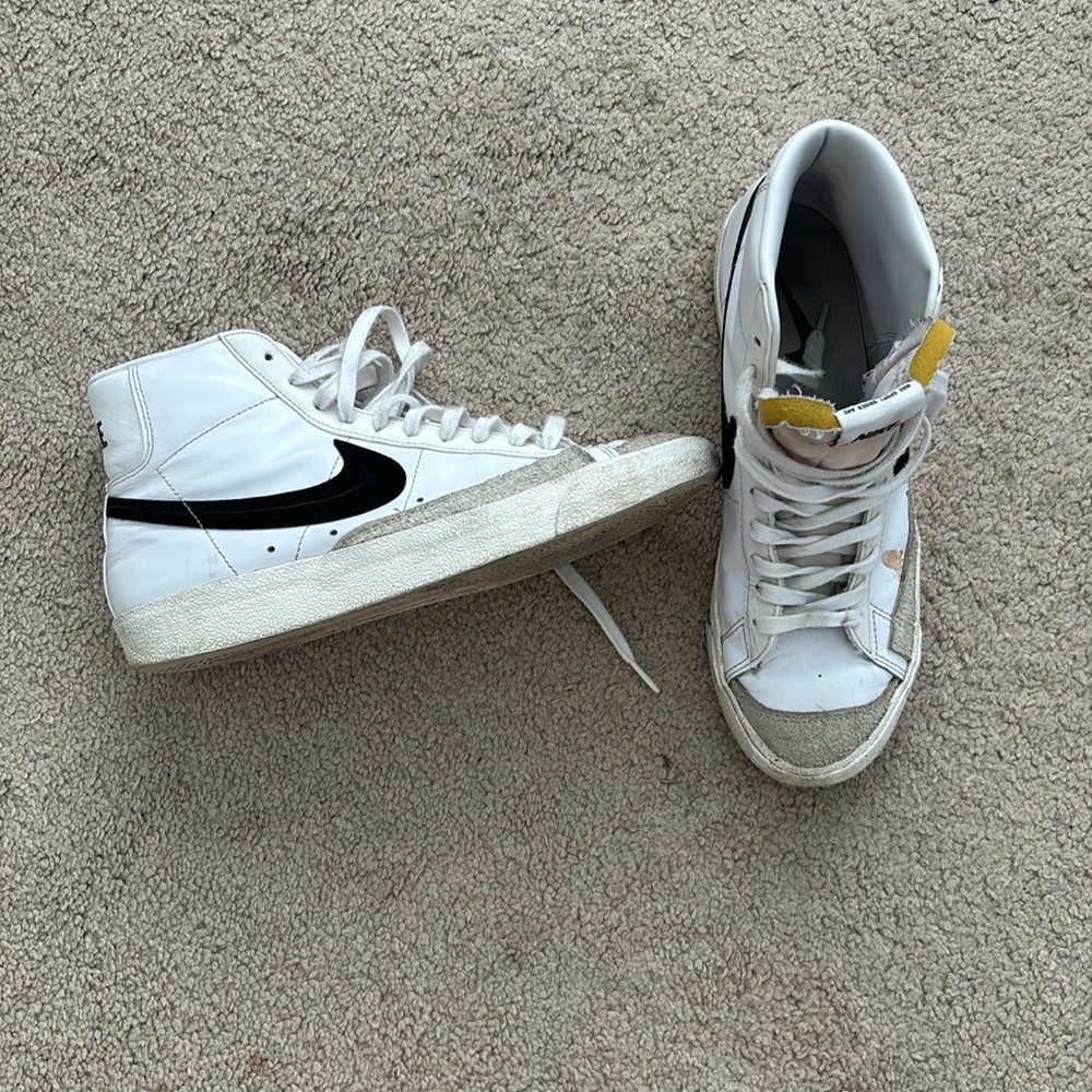 Nike Blazer mid '77 in black and white